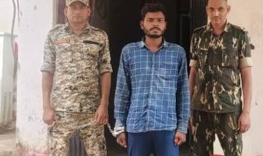 *कुख्यात लुटेरा अमेरिकन पैंकरा जशपुर पुलिस के हत्‍थे चढ़ा, जिले में लगातार तीन लूट की वारदातों को दिया था अंजाम, साथियों में से एक को कोरबा पुलिस ने पकड़ा, दूसरे की भी हुई पहचान*