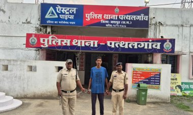 जशपुर पुलिस ने ऑपरेशन मुस्कान के तहत् मुंबई, अहमदाबाद जैसे महानगरों से नाबालिग बालिकाओं को बरामद कर परिजनों को सौंपा,   01 सप्ताह में ही 05 नाबालिगों को ढूंढकर उनके परिजनों से मिलाया, 03 नाबालिग बच्चियां हुई दुष्कर्म की शिकार, सभी प्रकरणों में आरोपी भी दबोचे गये