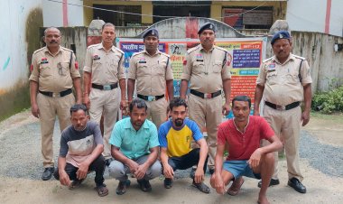 ऑपरेशन शंखनाद,56 किलो गौ वंश मांस के साथ चार आरोपी गिरफ्तार, साथ ही चार नग गौ वंशों को जशपुर पुलिस ने छुड़ाया तस्करों के चंगुल से, मामला थाना तपकरा व चौकी मनोरा क्षेत्रांतर्गत