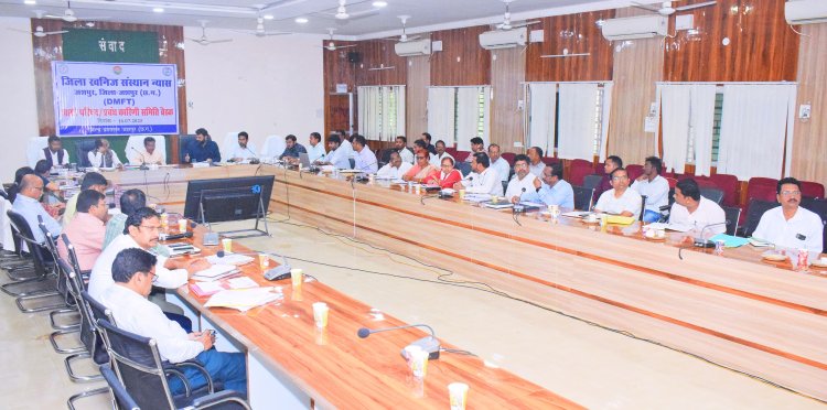 गुणवत्ता में लापरवाही करने पर ठेकेदार पर होगी कार्रवाई      सभी अस्पतालों में एंटी रेबीज इंजेक्शन की उपलब्धता सुनिश्चित की जाए      कृषि अधिकारी को स्वयं फिल्ड विजिट करके किसानों की समस्याओं का समाधान करने के निर्देश