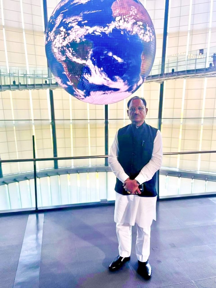 मुख्यमंत्री श्री विष्णुदेव साय का जापान दौरा: निवेश और नवाचार की दिशा में महत्वपूर्ण कदमजेट्रो के साथ बैठक में छत्तीसगढ़ के आईटी, टेक्सटाइल्स और एयरोस्पेस अवसरों पर हुई चर्चा