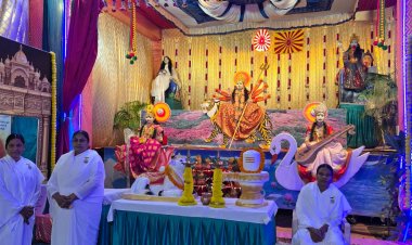 चैतन्य देवियों की झांकियां बनीं श्रद्धा का केंद्र, प्रजापिता ब्रम्हकुमारी ईश्वरीय विश्वविद्यालय ने किया आयोजन, 12 ज्योतिर्लिंगों के दर्शन को केंद्र पर उमड़ रहे श्रद्धालु