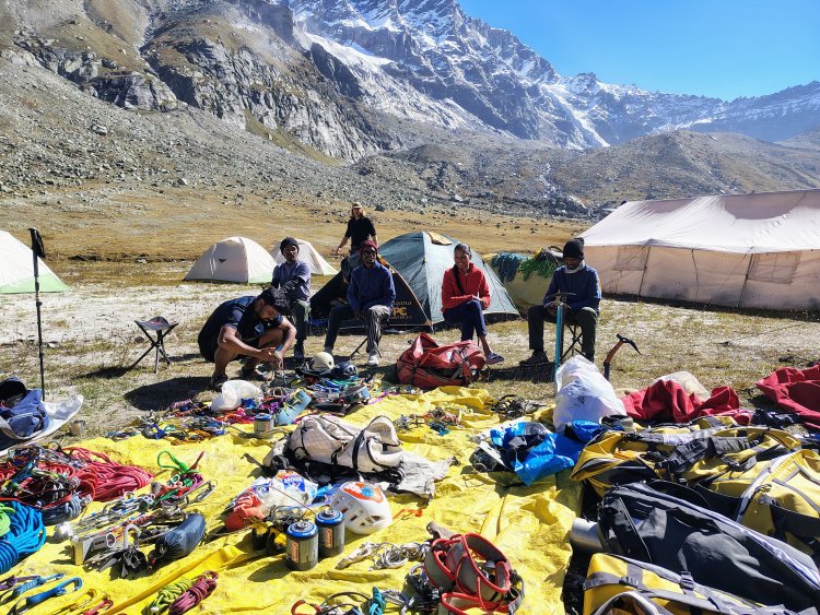 हिमालयी अभियान से लौट रही जशपुर की टीम, जगतसुख से की वापसी यात्रा की शुरुआत