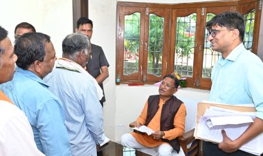 मुख्यमंत्री ने बगिया में सुनी लोगों की समस्या, आवेदनों का गंभीरता से निराकरण करने के निर्देश 