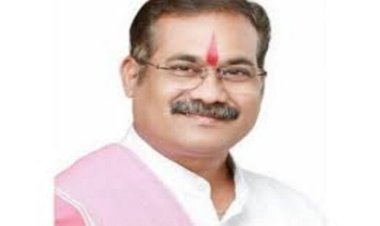 देवेंद्र नगर थाने में अमित बघेल ने किया सरेंडर