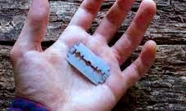 टोकन नहीं कटने से परेशान किसान ने उठाया खौफनाक कदम, ब्लेड से रेता खुद का गला, हालत गंभीर