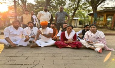 करणी सेना का प्रदर्शन विफल: समर्थन में नहीं जुटे लोग, 8 सूत्रीय मांगों का ज्ञापन सौंपा