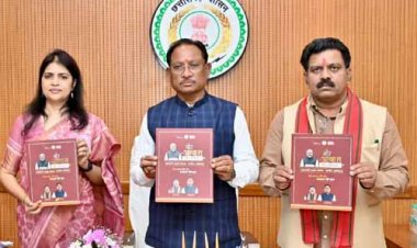 प्रधानमंत्री आवास योजना (ग्रामीण) में ऐतिहासिक उपलब्धि : मुख्यमंत्री साय ने कॉफी टेबल बुक का किया अनावरण