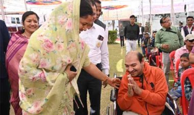 विकलांग नहीं, दिव्यांगजन कहकर करें संबोधन - राजवाड़े