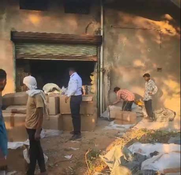 ब्रांडेड के नाम पर नकली सिगरेट बिक्री का भांडाफोड़, भारी मात्रा में सिगरेड बरामद