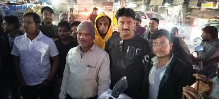 गुणवत्‍ताहीन मरम्‍मत पर भड़के भाजपाई, अधिकारियों को तलब कर मांगी जवाबदेही, शासन की छवि खराब करने का लगाया आरोप,  उप अभियंता अशोक शेषर को हटाने की मांग , इंजीनियर ने कहा उखाड़़कर दुबारा बनवा देंगे