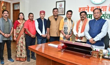 मुख्यमंत्री साय से रायपुर प्रेस क्लब के नवनिर्वाचित पदाधिकारियों की सौजन्य मुलाकात