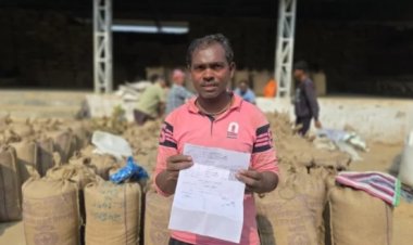 डिजिटल तकनीक से धान विक्रय हुआ आसान, किसान ज्योति प्रकाश ने घर बैठे काटा टोकन