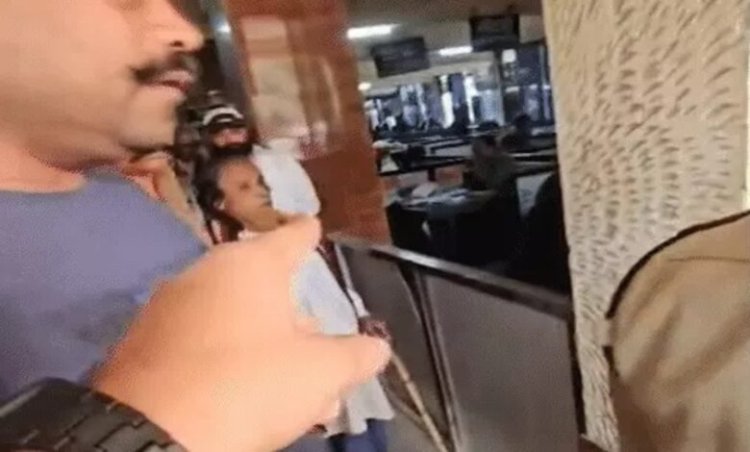 बच्ची से रेप के आरोपी के मकान पर चलेगा बुलडोजर: मेयर ने जारी किया नोटिस, अवैध निर्माण बताया गया