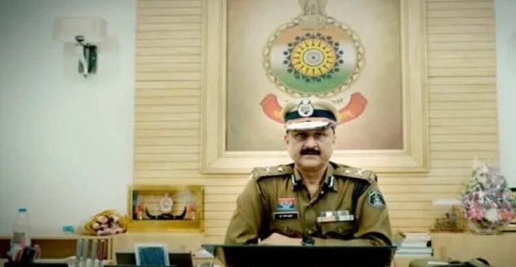 CG BREAKING : कमिश्नर प्रणाली लागू होते ही तबादलों पर लगी रोक, TI से आरक्षक तक सभी तबादले स्थगित