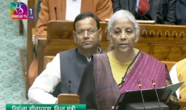 बजट : केंद्रीय बजट लोकसभा में पेश, सीतारमण ने कहा- सरकार विकसित भारत की दिशा में मजबूत कदम उठाना जारी रखेगी