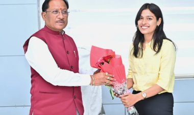 मुंगेली की सुप्रिया सिंह बनी लेफ्टिनेंट, मुख्यमंत्री साय ने किया सम्मानित, राज्य का नाम रोशन करने पर दी बधाई एवं शुभकामनाएं