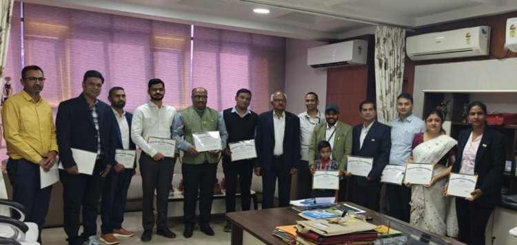 सूझ-बूझ से कंपनी को करोड़ों रूपए की बचत,12 विद्युत कर्मी सम्मानित