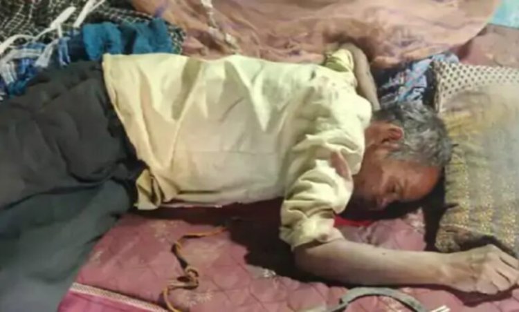 यूट्यूबर बेटी ने हंसिए से पिता का गला काटा, मौत: कैरेक्टर पर सवाल उठाने पर भड़की