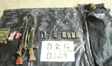 नक्सली डंप ढूंढने गए जवानों से हुई मुठभेड़, 01 सशस्त्र माओवादी ढेर, भारी मात्रा में हथियार व नक्सली सामग्री बरामद