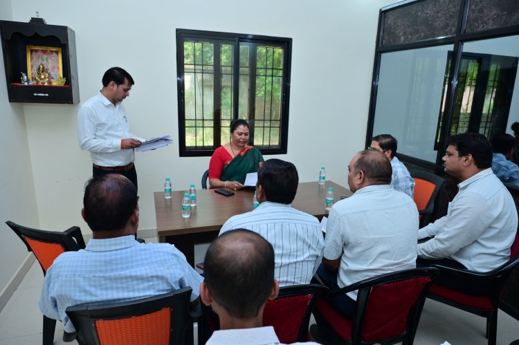 विधायक निवास कार्यालय पत्थलगांव में जनदर्शन: आमजन की समस्याओं का त्वरित समाधान, दिव्यांग हित में सराहनीय पहल