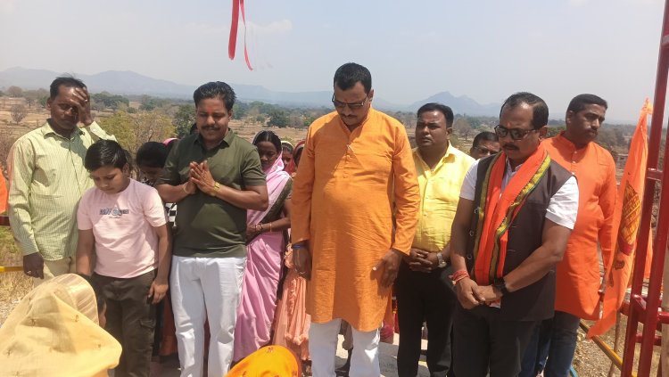 हनुमान जन्मोत्सव पर बहमा में हनुमान टेकरी मंदिर का लोकार्पण सम्पन्न, सालिक साय हुए शामिल