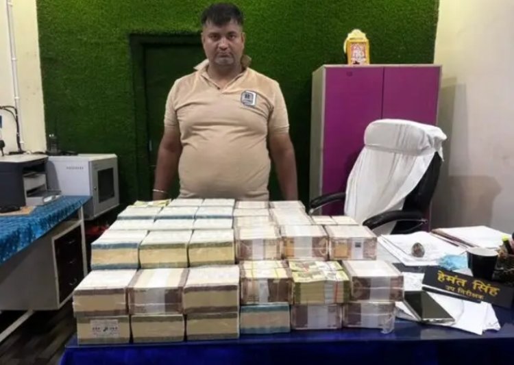 CHHATTISGARH : सूटकेस में 17.90 लाख! स्टेशन पर पकड़ा संदिग्ध