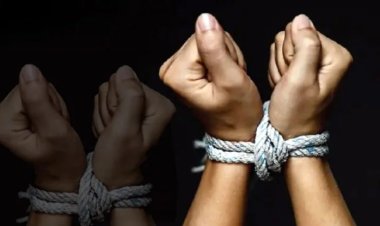 CG Human Trafficking Case: हमें बचा लो… युवती के मैसेज से मचा हड़कंप, झारखंड में बंधक बनाई गई  छत्तीसगढ़ की 35 बेटियां