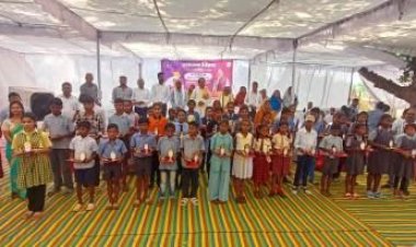 सुशासन तिहार : 39 मेधावी विद्यार्थियों को उच्च अंक प्राप्त करने पर किया गया पुरस्कृत