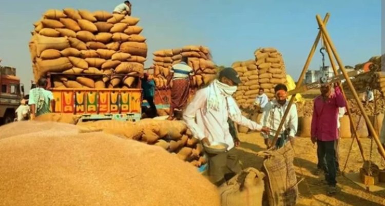 CG PADDY SCAM: प्रबंधक और ऑपरेटर ने पार किया 52.57 लाख का धान!