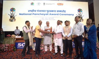 राष्ट्रीय पंचायत पुरस्कार से जशपुर गौरवान्वित, जिला पंचायत अध्यक्ष सालिक साय को नई दिल्ली में मिला सम्मान