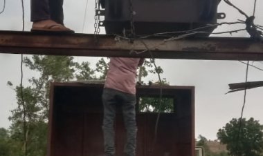 तिलंगा के बाबा पारा में एक सप्ताह से खराब ट्रांसफार्मर बदला, ग्रामीणों ने जिला पंचायत अध्यक्ष सालिक साय का जताया आभार