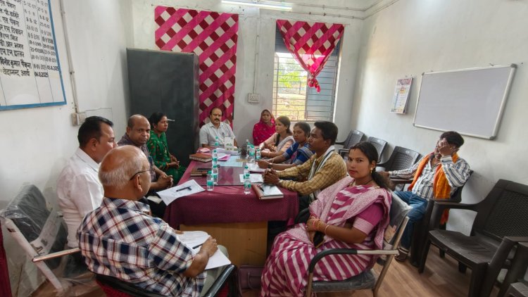 शिक्षा की गुणवत्ता और योजनाओं पर मंथन, पत्थलगांव में शिक्षा समिति की बैठक संपन्न